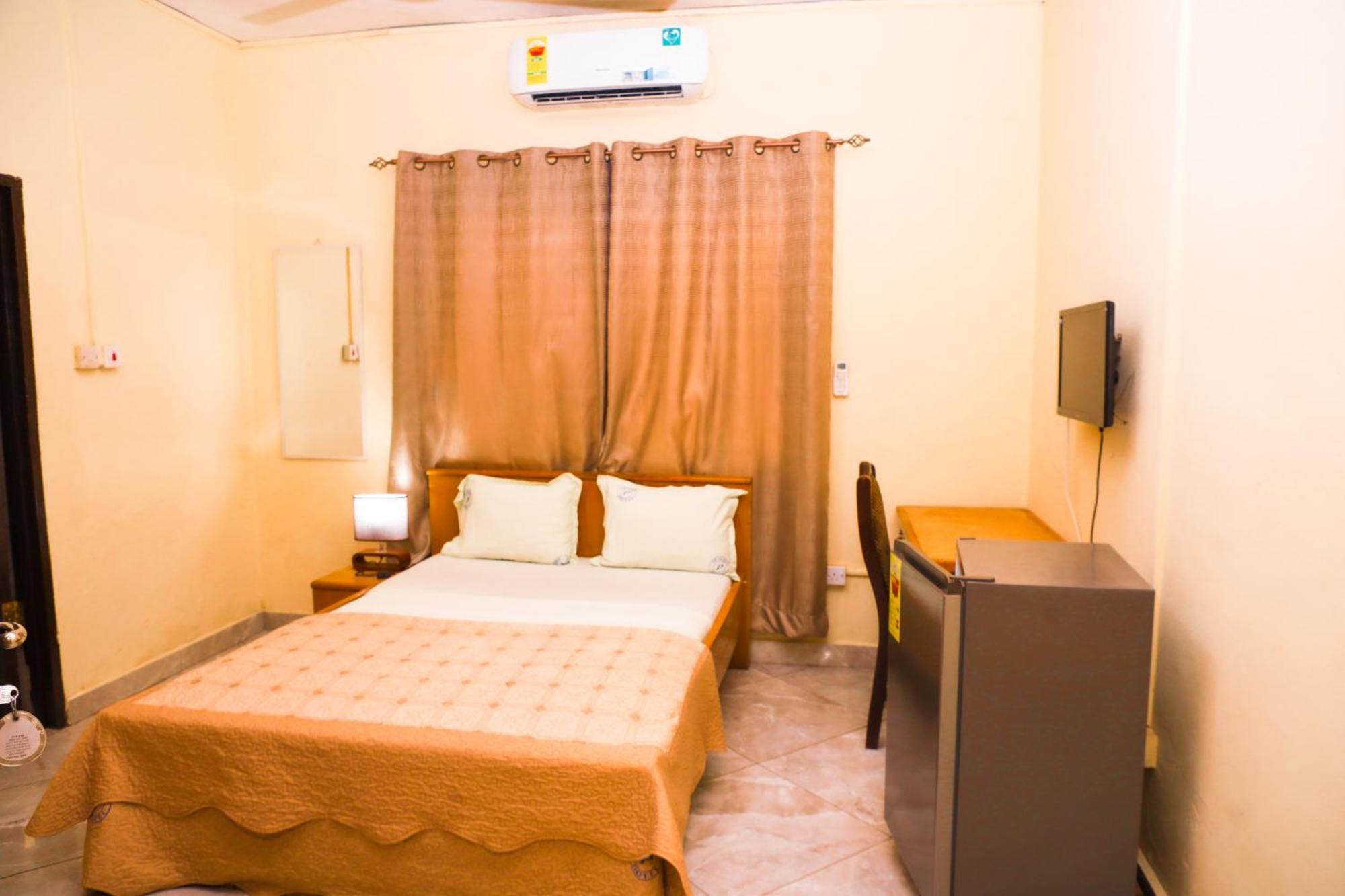 Jenos Hotels อักกรา ภายนอก รูปภาพ