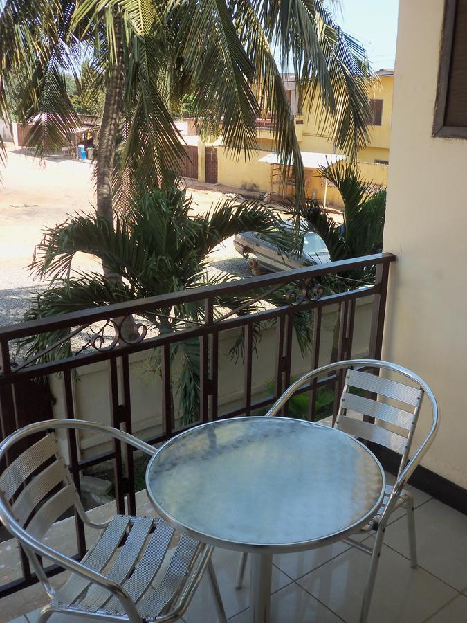 Jenos Hotels อักกรา ภายนอก รูปภาพ