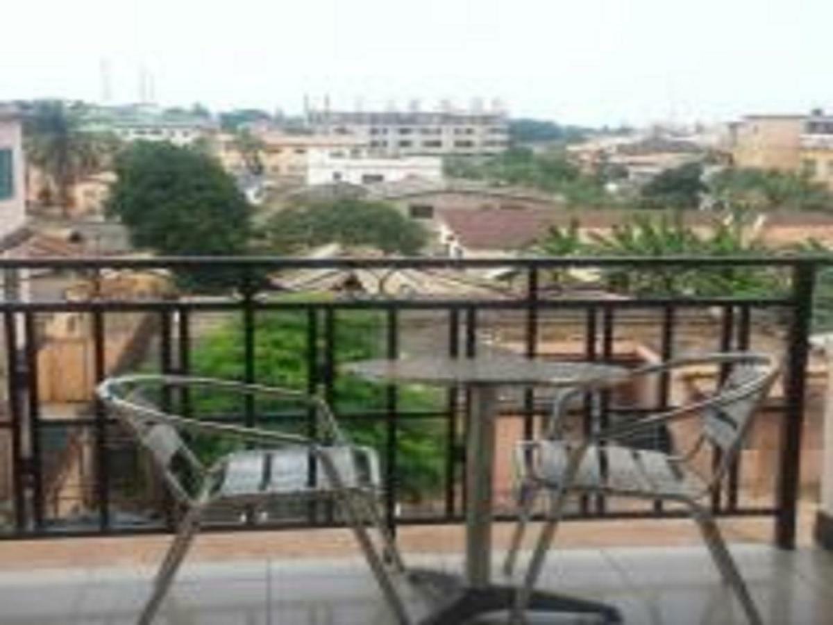 Jenos Hotels อักกรา ภายนอก รูปภาพ